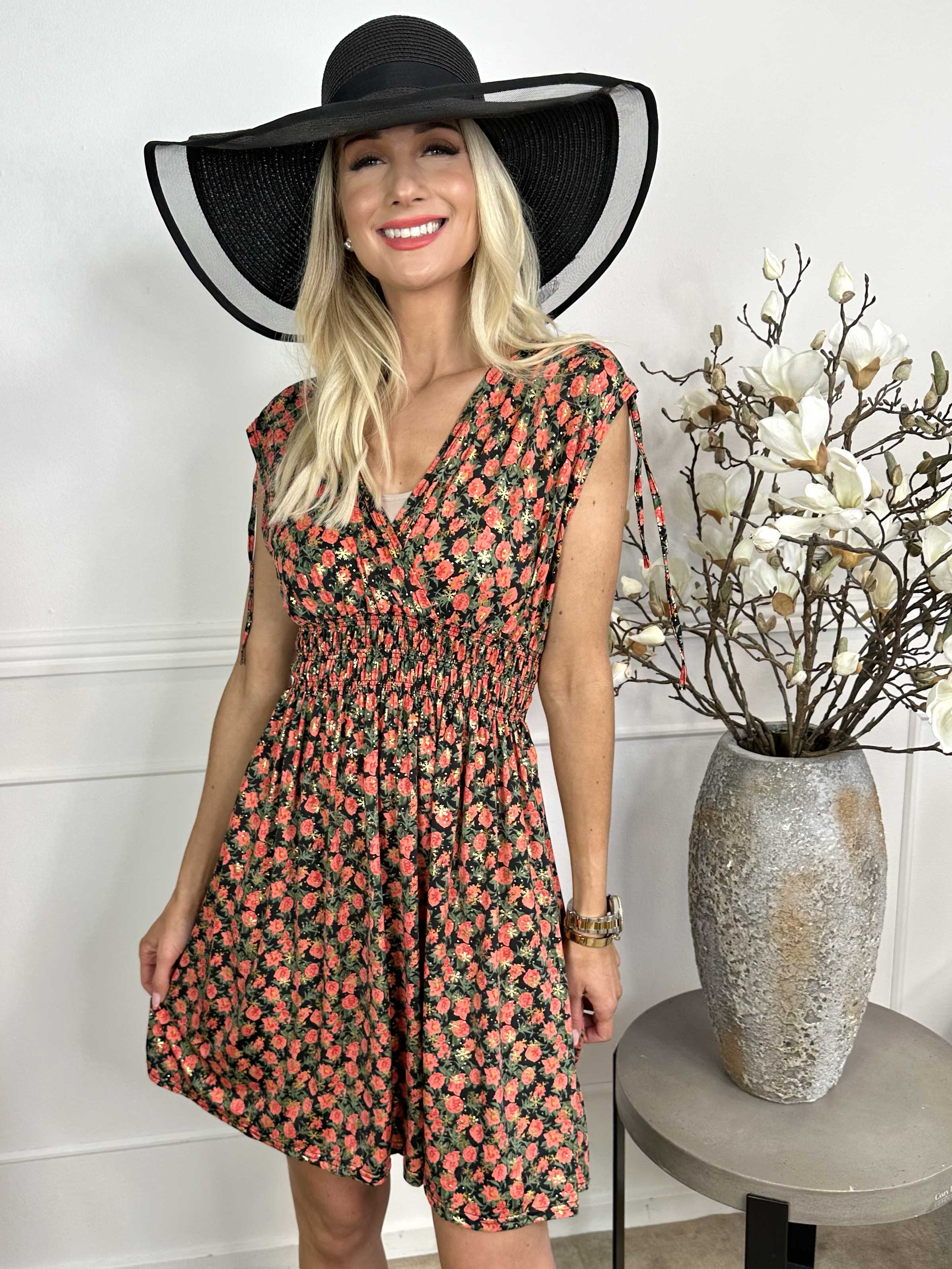 Pams Small Flower Short - Kort elastisk kjole i krølfrit stof